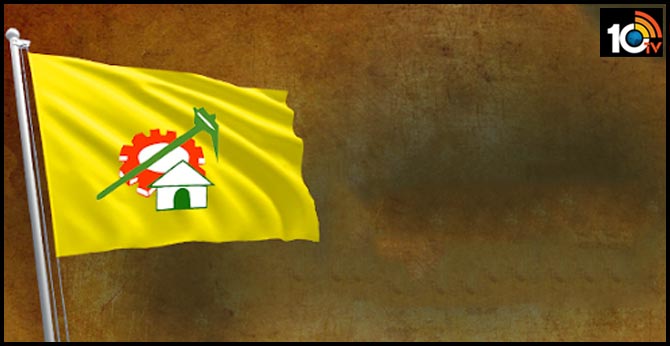 TDP కంచుకోటలో చీలిక.. ఇద్దరి నిర్లక్ష్యమే దీనంతటికీ కారణం TDP కంచుకోటలో చీలిక.. ఇద్దరి నిర్లక్ష్యమే దీనంతటికీ కారణం