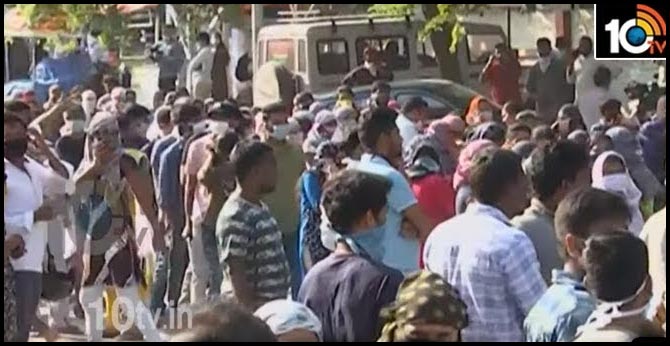 ఊరెళ్లి పోతామయ్యా.. జర జాలిచూపండయ్యా.. బ్యాచిలర్ల కష్టాలు! ఊరెళ్లి పోతామయ్యా.. జర జాలిచూపండయ్యా.. బ్యాచిలర్ల కష్టాలు!