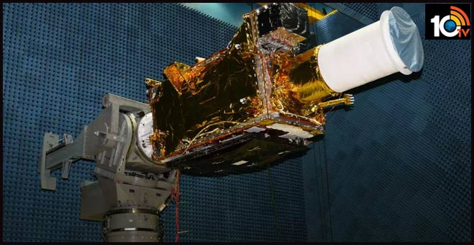 కౌంట్ డౌన్ : GSLV F – 10 ప్రయోగానికి ఏర్పాట్లు కౌంట్ డౌన్ : GSLV F – 10 ప్రయోగానికి ఏర్పాట్లు
