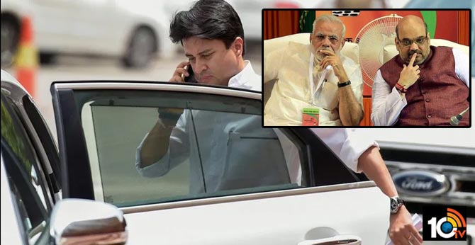 Madhya Pradesh Govt Crisis : Jyotiraditya Scindia meets PM Modi, Shah in Delhi