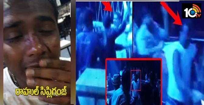 రాహుల్ సిప్లిగంజ్ని రౌండప్ చేసి రక్తం కారేలా కొట్టారు, పాత గొడవలతో పక్కా పథకం ప్రకారమే దాడి? రాహుల్ సిప్లిగంజ్ని రౌండప్ చేసి రక్తం కారేలా కొట్టారు, పాత గొడవలతో పక్కా పథకం ప్రకారమే దాడి?