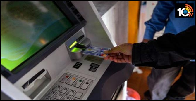 Reliance Jio customers can now recharge their numbers from the nearest ATM