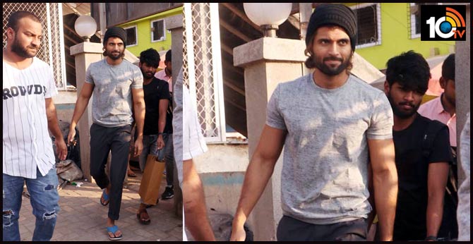 Vijay Devarakonda files a complaint to the Hyderabad cyber crime police