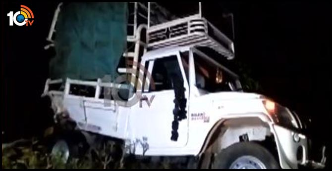 A serious road accident on the Outer Ring Road in Rangareddy district, six people dead