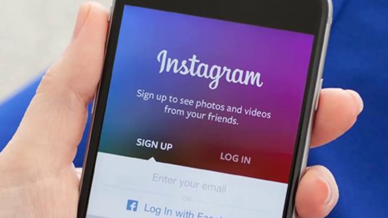 Instagram ఫొటోలు సేకరించి ఫేక్ అకౌంట్లు.. రూ.20లక్షలు దోచేశాడు Instagram ఫొటోలు సేకరించి ఫేక్ అకౌంట్లు.. రూ.20లక్షలు దోచేశాడు