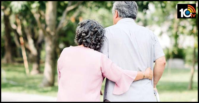 old couple didnt allowed to enter apartment in alwal corona fear