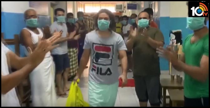 Kerala patient gets warm send off after being cured of coronavirus