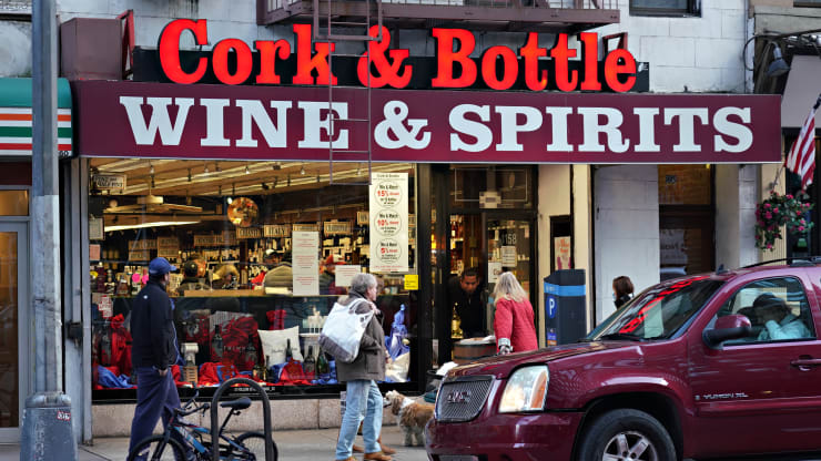 Drinking alcohol can make the coronavirus worse, the WHO says in recommending restricting access