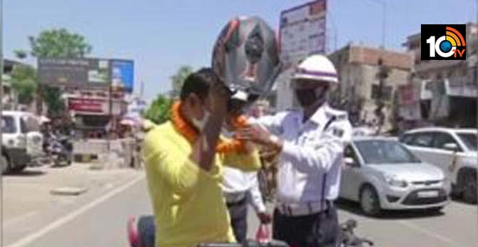 2 వారాల్లో రూ.2.67 కోట్లు : లాక్ డౌన్ ఉల్లంఘించినందుకు జరిమానా 2 వారాల్లో రూ.2.67 కోట్లు : లాక్ డౌన్ ఉల్లంఘించినందుకు జరిమానా