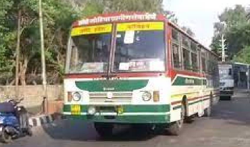 Sends 200 Buses Agra Rajasthans Kota Evacuate Students