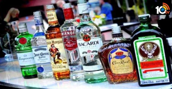 In Two Days Karnataka Has Sold Liquor Worth Rs 242 Crore, Uttar Pradesh Rs 100 Crore In A Day