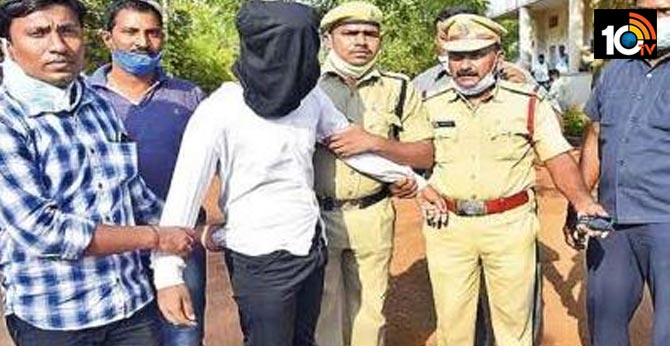 warangal well dead bodies case, illegal affair makes him to murder 10 members