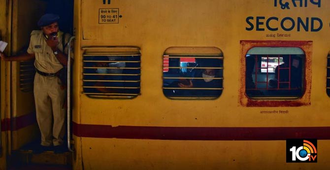 80 deaths on board Shramik trains, Railways ascertaining reasons