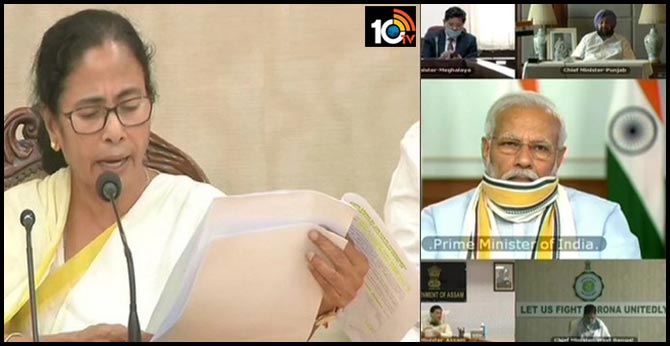 మోడీ ఎదురుగానే కేంద్రం తీరుపై మమత ఫైర్ మోడీ ఎదురుగానే కేంద్రం తీరుపై మమత ఫైర్