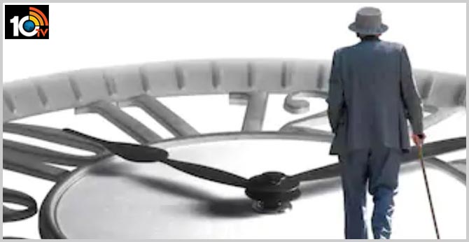 Body Clock: How do we explain the phenomenon of changes in the perception of time in aging?