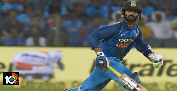 5 Batsmen who played less than 12 balls but won the Man of the Match award for batting