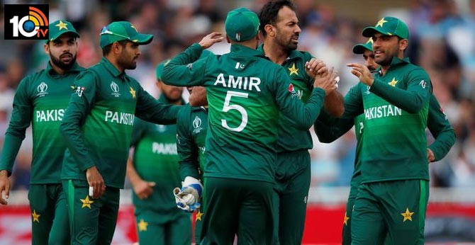 Corona virus positive for 10 players in the Pakistan cricket team