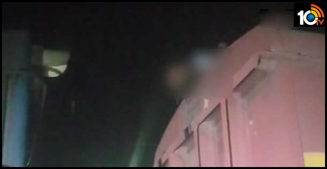youngster climb Goods train for selfie ... Electric wires hit and killed