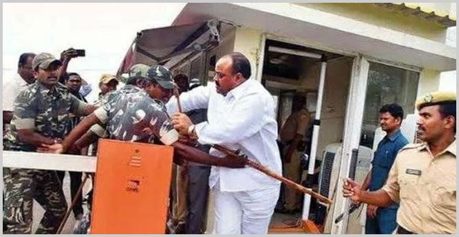ఆ లేఖ అచ్చెన్న మెడకు చుట్టుకుందా? ఏపీ ఈఎస్ఐ స్కామ్లో ఎంత వెనకేశారంటే.. ఆ లేఖ అచ్చెన్న మెడకు చుట్టుకుందా? ఏపీ ఈఎస్ఐ స్కామ్లో ఎంత వెనకేశారంటే..