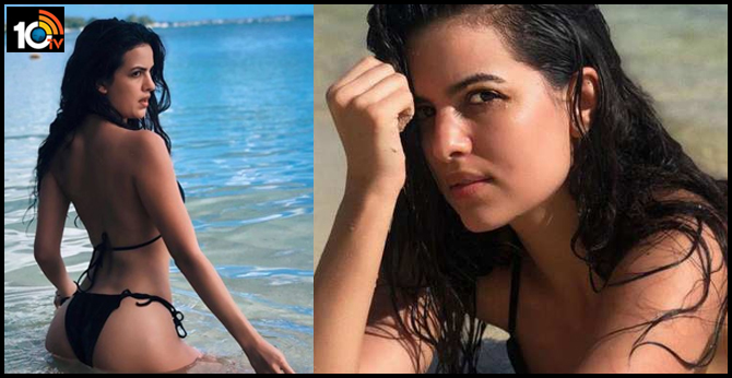 natasa stankovic shares hot pics in black bikini