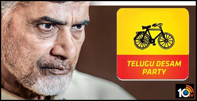 నాయకులను తయారు చేసే ఫ్యాక్టరీ మాది అని చెప్పుకునే టీడీపీకి ఏమైంది? అధికార పార్టీ తప్పులను నిలదీసే లీడరే లేడా నాయకులను తయారు చేసే ఫ్యాక్టరీ మాది అని చెప్పుకునే టీడీపీకి ఏమైంది? అధికార పార్టీ తప్పులను నిలదీసే లీడరే లేడా