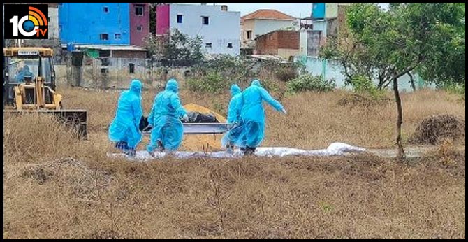 పెన్నానదిలో కరోనా మృతదేహాలు ఖననం : నెల్లూరు జిల్లాలో దారుణం పెన్నానదిలో కరోనా మృతదేహాలు ఖననం : నెల్లూరు జిల్లాలో దారుణం