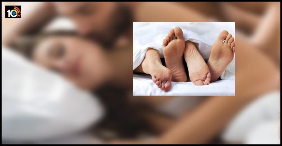 వారానికి ఒక్కసారైనా రొమాన్స్ చేస్తే…అకాల మరణాన్ని తప్పించుకోవచ్చు… కొత్త స్టడీ మాట వారానికి ఒక్కసారైనా రొమాన్స్ చేస్తే…అకాల మరణాన్ని తప్పించుకోవచ్చు… కొత్త స్టడీ మాట