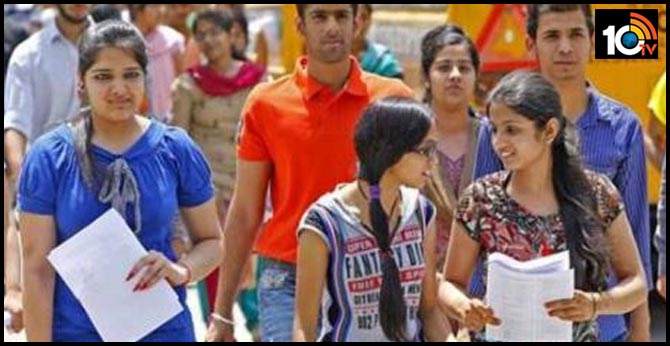 30% సిలబస్ తగ్గింపు… కొత్త క్యాలెండర్ రూపొందిస్తున్న విద్యా శాఖ 30% సిలబస్ తగ్గింపు… కొత్త క్యాలెండర్ రూపొందిస్తున్న విద్యా శాఖ