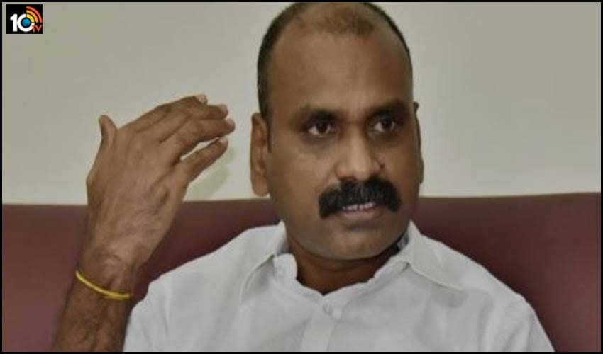మా ఎమ్మెల్యేలను గెలిపిస్తే ఇన్నోవో కారు బహుమతి : బీజేపీ బంపర్ ఆఫర్ మా ఎమ్మెల్యేలను గెలిపిస్తే ఇన్నోవో కారు బహుమతి : బీజేపీ బంపర్ ఆఫర్