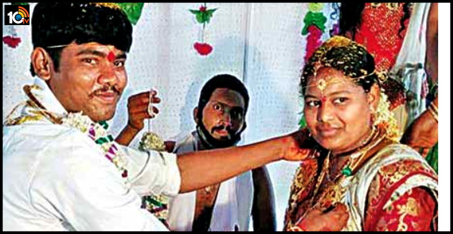 bride-is-a-muslim-the-groom-is-a-christian-they-are-married-according-to-hindu