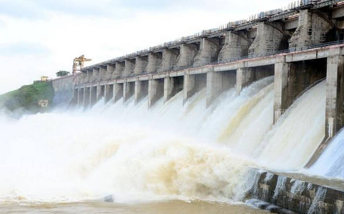 కాళేశ్వరం కమిషన్ కీలక నిర్ణయం… కేసీఆర్, హరీశ్, ఈటలకు ఊరట కాళేశ్వరం కమిషన్ కీలక నిర్ణయం… కేసీఆర్, హరీశ్, ఈటలకు ఊరట