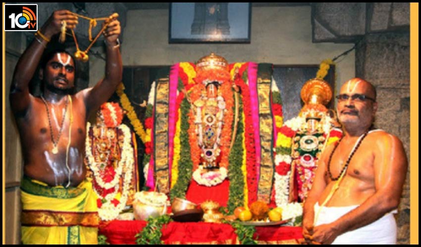 srivari-online-kalyanotsavam-devotees-at-srivari-service-at-home-prasads-and-akshintalu-in-the-post