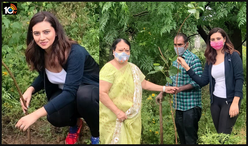 శ్రీదేవి జయంతికి ఇదే ఘన నివాళి : ఇషాచావ్లా శ్రీదేవి జయంతికి ఇదే ఘన నివాళి : ఇషాచావ్లా