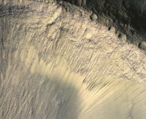 NASA Release Gorgeous Images To Mark Mars Reconnaissance Orbiter’s 15th Anniversary
