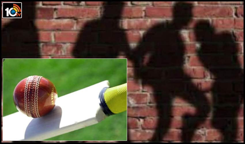 four-people-injured-in-clash-between-two-groups-in-cricket-match