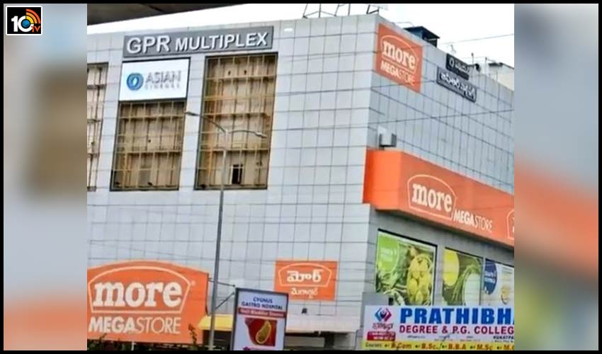 ghmc-impose-heavy-fines-to-illegal-hoardings1