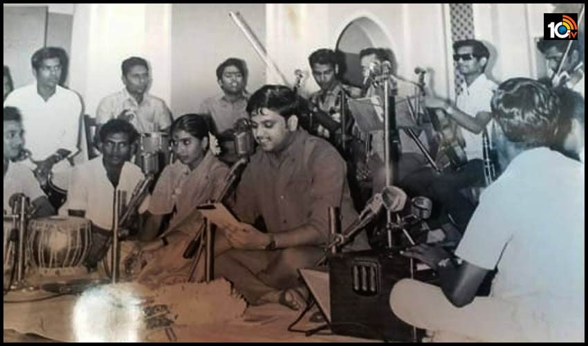 ఆ గొంతు స్వరాల కార్ఖానా ఆ గొంతు స్వరాల కార్ఖానా