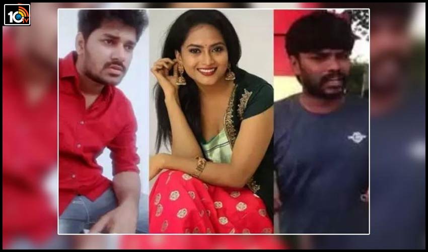 ఏ1 సాయి కాదు దేవరాజ్.. నటి శ్రావణి కేసు రిమాండ్ రిపోర్టులో కొత్త కోణం ఏ1 సాయి కాదు దేవరాజ్.. నటి శ్రావణి కేసు రిమాండ్ రిపోర్టులో కొత్త కోణం