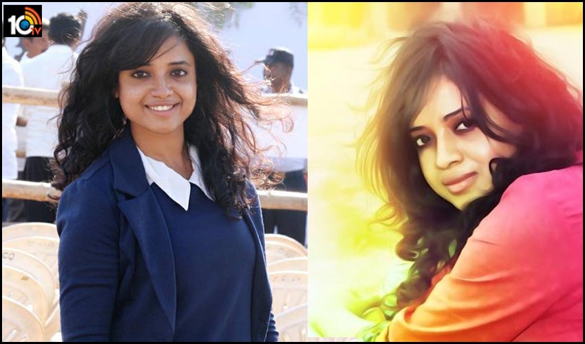 బిగ్బాస్ 4: డేరింగ్ రిపోర్టర్.. భయంగా ఎంట్రీ.. రెండు నందుల విన్నర్.. దేవి స్పెషల్ టాలెంట్స్ ఇవే! బిగ్బాస్ 4: డేరింగ్ రిపోర్టర్.. భయంగా ఎంట్రీ.. రెండు నందుల విన్నర్.. దేవి స్పెషల్ టాలెంట్స్ ఇవే!