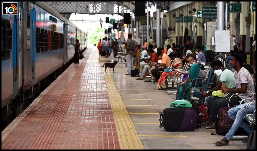 railways-to-include-user-fee-in-train-fares-for-redeveloped-stations-with-high-footfall1