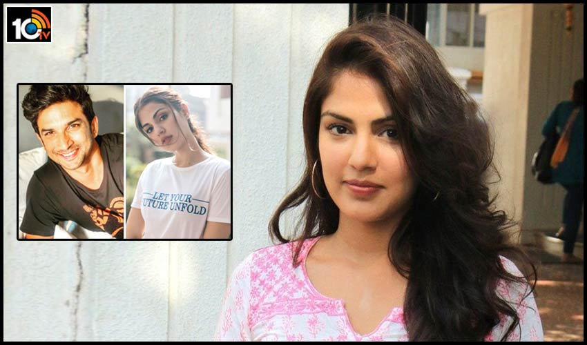 సుశాంత్ సోదరిపై ఫోర్జరీ కేసు పెట్టిన రియా చక్రవర్తి సుశాంత్ సోదరిపై ఫోర్జరీ కేసు పెట్టిన రియా చక్రవర్తి