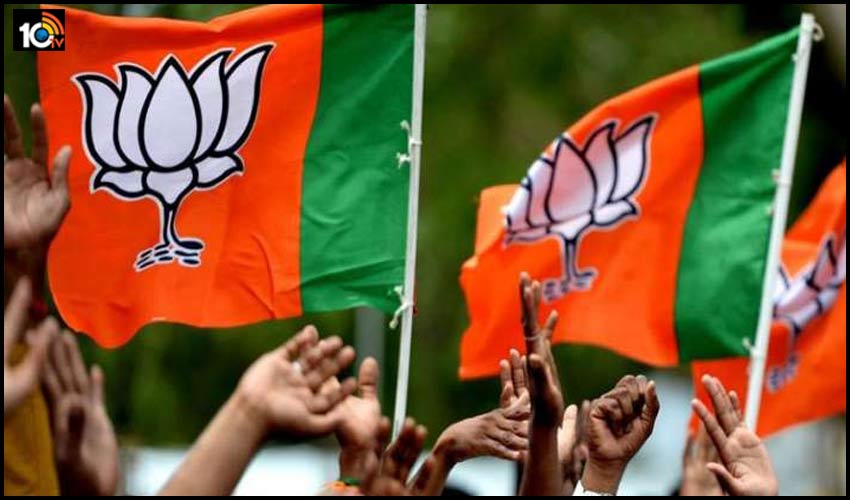 జాతీయ స్థాయి పదవుల కోసం తెలంగాణ బీజేపీ సీనియర్ల లాబీయింగ్ జాతీయ స్థాయి పదవుల కోసం తెలంగాణ బీజేపీ సీనియర్ల లాబీయింగ్