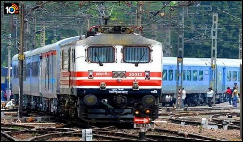 అన్ లాక్ 4.0 : మరిన్ని ప్రత్యేక రైళ్లు నడిపేందుకు కేంద్రం కసరత్తు అన్ లాక్ 4.0 : మరిన్ని ప్రత్యేక రైళ్లు నడిపేందుకు కేంద్రం కసరత్తు
