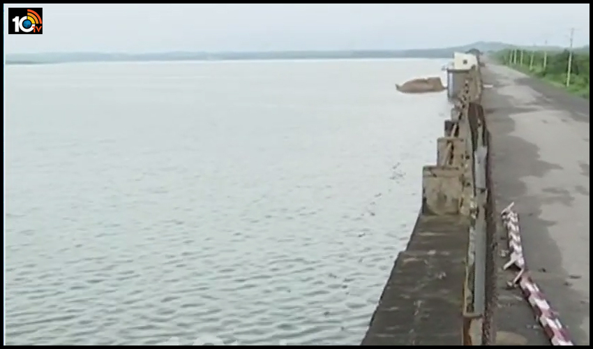 Himayath Sagar కు జలకళ, గేట్లు ఎత్తివేసే అవకాశం Himayath Sagar కు జలకళ, గేట్లు ఎత్తివేసే అవకాశం