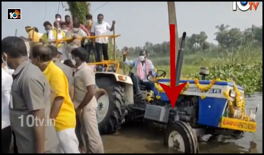 నారా లోకేష్కు తృటిలో తప్పిన ప్రమాదం నారా లోకేష్కు తృటిలో తప్పిన ప్రమాదం