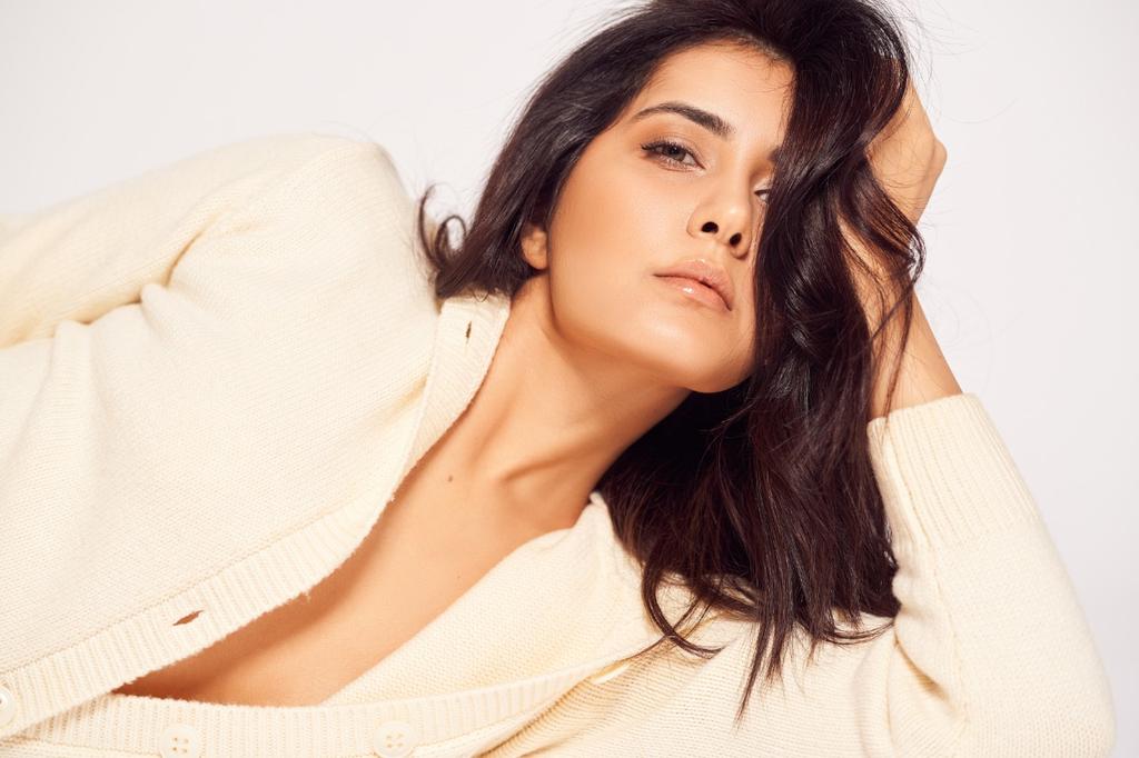 Raashi Khanna 