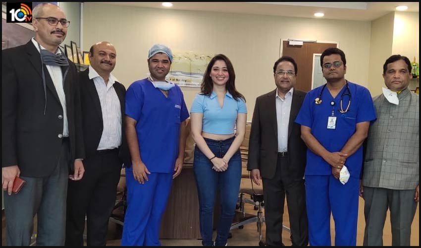 మీ వల్లే కోలుకున్నా.. డాక్టర్స్కు థ్యాంక్స్ తెలిపిన తమన్నా.. మీ వల్లే కోలుకున్నా.. డాక్టర్స్కు థ్యాంక్స్ తెలిపిన తమన్నా..