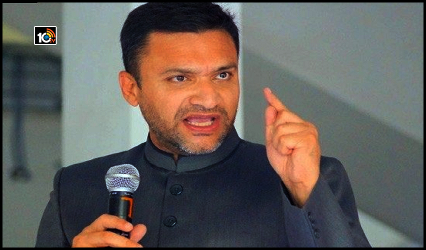 అక్బరుద్దీన్ ఘాటు వ్యాఖ్యలు : పీవీ, ఎన్టీఆర్ సమాధులను కూల్చేయాలి అక్బరుద్దీన్ ఘాటు వ్యాఖ్యలు : పీవీ, ఎన్టీఆర్ సమాధులను కూల్చేయాలి
