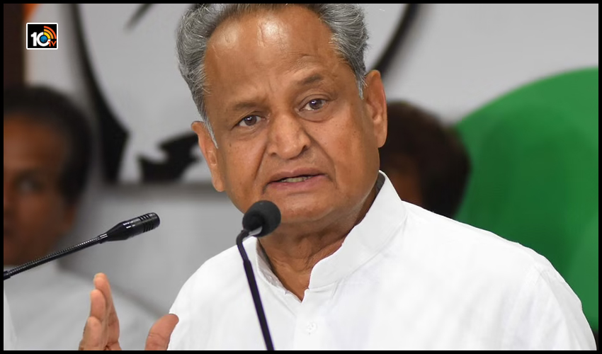 పెళ్లిళ్లకు 100 మందికి మించి హాజరైతే..రూ. 25వేల జరిమాన పెళ్లిళ్లకు 100 మందికి మించి హాజరైతే..రూ. 25వేల జరిమాన