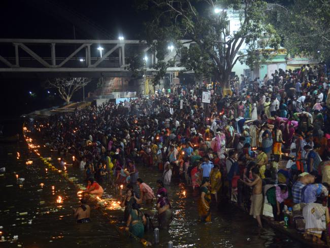 karthika masam holy dip